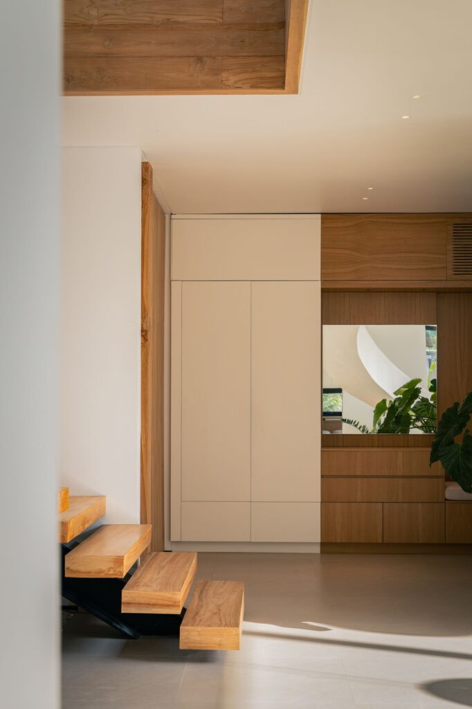 Jade House - 7