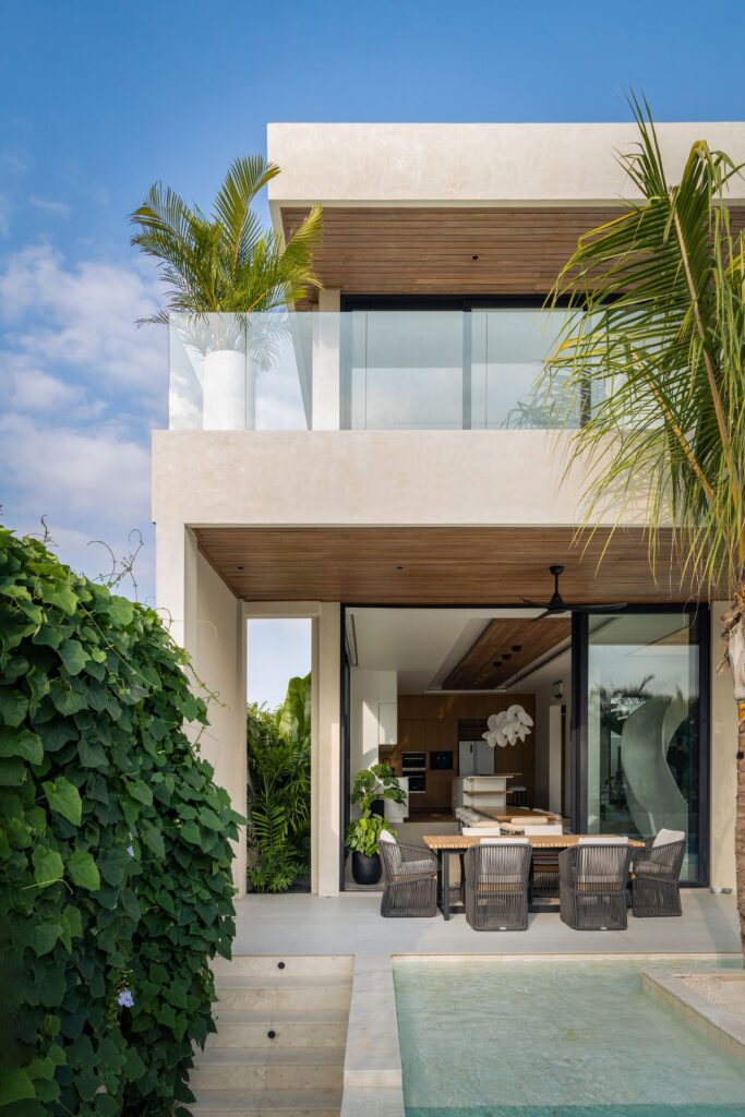 Jade House - 30